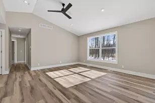 3706 Country Ct, Allegan, MI 49010 - Photo 5