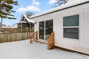 1348 Covell Ave NW, Grand Rapids, MI 49504 - Photo 43