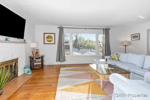 2509 Belknap Ave NE, Grand Rapids, MI 49505 - Photo 7