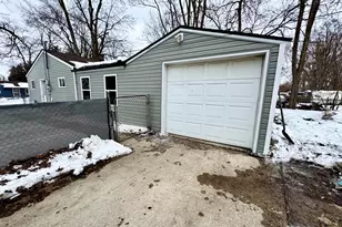 1586 Valley Dr, Highland, MI 48356 - Photo 27