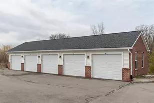 1014 W Summerfield Gln Cir, Ann Arbor, MI 48103 - Photo 17