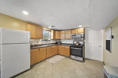 809 Greenwood Avenue, Jackson, MI 49203 - Photo 5