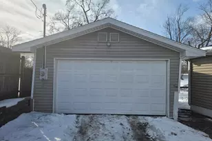 158 W St Joe St, Hillsdale, MI 49242 - Photo 3