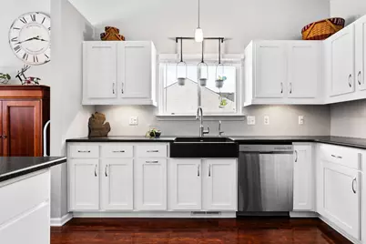 9417 Sandlewood Drive, Whitmore Lake, MI 48189 - Photo 3