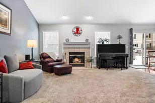 9417 Sandlewood Dr, Whitmore Lake, MI 48189 - Photo 11