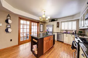 34617 Greentrees Rd, Sterling Heights, MI 48312 - Photo 9