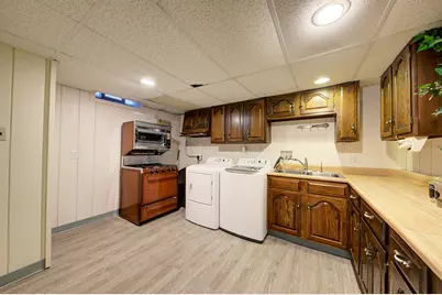 34617 Greentrees Road, Sterling Heights, MI 48312 - Photo 41