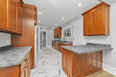 218 S Oliver Street, Charlotte, MI 48813 - Photo 5