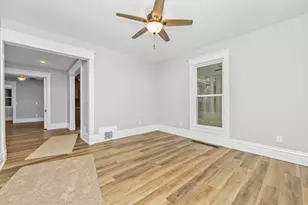 218 S Oliver St, Charlotte, MI 48813 - Photo 9