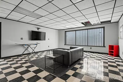 901 Riverview Drive, Kalamazoo, MI 49048 - Photo 13