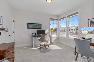 3093 Brayridge Dr, Jenison, MI 49428 - Photo 3