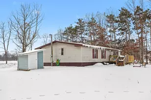 11817 21 Mile Rd NE, Sand Lake, MI 49343 - Photo 27