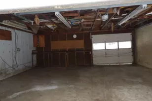 145 Eastwood Dr, Battle Creek, MI 49017 - Photo 17