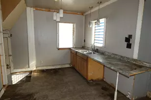 973 Lavette Ave, Benton Harbor, MI 49022 - Photo 7