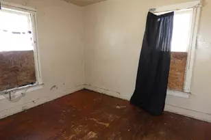 973 Lavette Ave, Benton Harbor, MI 49022 - Photo 9