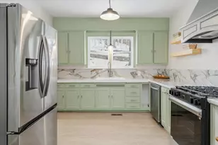 301 Grand St, Allegan, MI 49010 - Photo 21