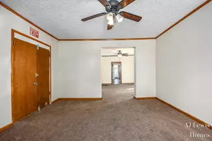 510 La Grave Ave SE, Grand Rapids, MI 49503 - Photo 5