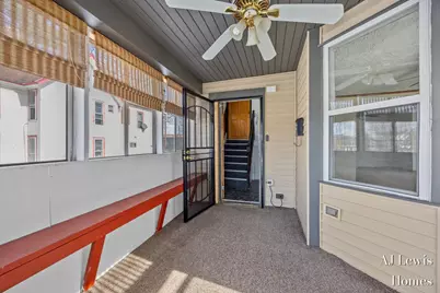 510 La Grave Avenue SE, Grand Rapids, MI 49503 - Photo 3