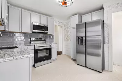 1209 Mohawk Lane, Saint Joseph, MI 49085 - Photo 7