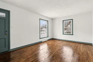 1209 Mohawk Ln, Saint Joseph, MI 49085 - Photo 5