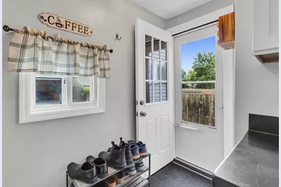 503 N Pleasant Street, Jackson, MI 49202 - Photo 23