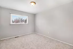 35755 Connecticut Dr, Sterling Heights, MI 48310 - Photo 11