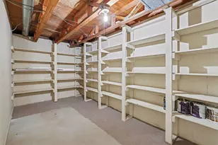 5671 Leisure S Dr SE, Grand Rapids, MI 49548 - Photo 11