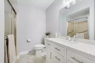 5671 Leisure S Dr SE, Grand Rapids, MI 49548 - Photo 9