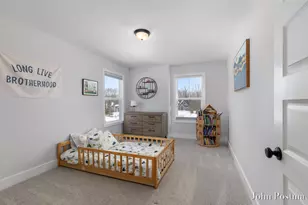 5827 Golden Holw Dr SE, Grand Rapids, MI 49512 - Photo 17