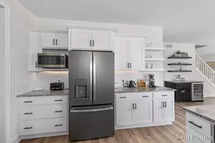 5827 Golden Holw Dr SE, Grand Rapids, MI 49512 - Photo 11