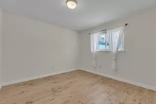 5393 Polk St, Dearborn Heights, MI 48125 - Photo 15