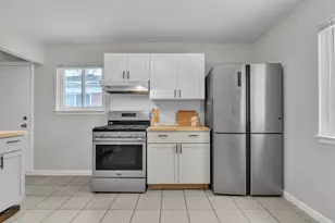 5393 Polk St, Dearborn Heights, MI 48125 - Photo 9