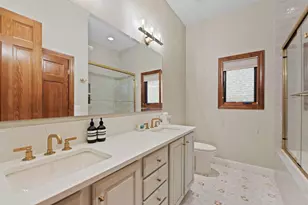 11515 Riviera Dr, New Buffalo, MI 49117 - Photo 23