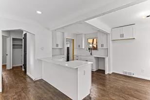 19711 Mansfield St, Detroit, MI 48235 - Photo 7