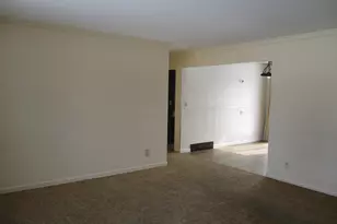 1636 S Cherry Dr, Stevensville, MI 49127 - Photo 9