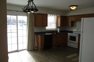 1636 S Cherry Dr, Stevensville, MI 49127 - Photo 7