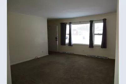 1636 S Cherry Drive, Stevensville, MI 49127 - Photo 11