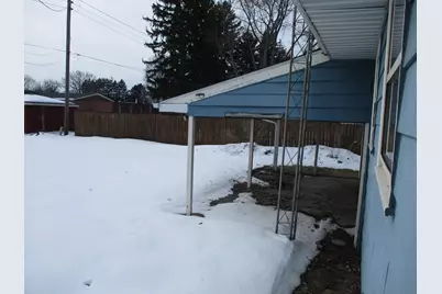 1636 S Cherry Drive, Stevensville, MI 49127 - Photo 23