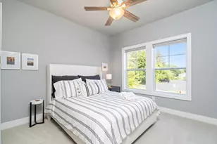 118 Elkenburg St, South Haven, MI 49090 - Photo 25