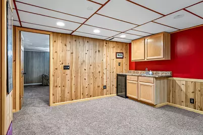 604 E Muskegon Avenue, Whitehall, MI 49461 - Photo 29