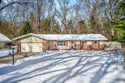 604 E Muskegon Avenue, Whitehall, MI 49461 - Photo 1