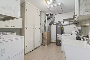 1018 Burr Oak St, Albion, MI 49224 - Photo 19