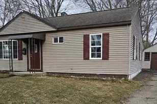 1018 Burr Oak St, Albion, MI 49224 - Photo 1