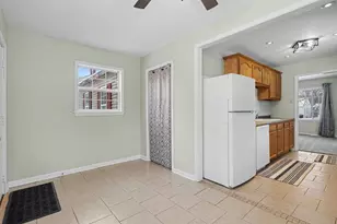 1018 Burr Oak St, Albion, MI 49224 - Photo 9