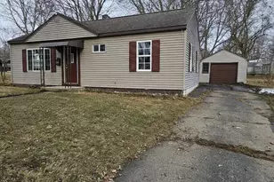 1018 Burr Oak St, Albion, MI 49224 - Photo 1