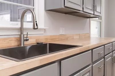 1060 Green Street, Muskegon, MI 49442 - Photo 11