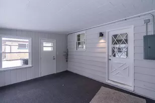 1060 Green St, Muskegon, MI 49442 - Photo 21