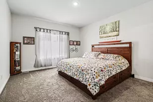 31614 Beaver Cir, New Boston, MI 48164 - Photo 15