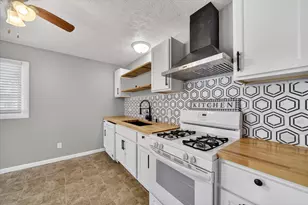 527 Riverside Dr, Battle Creek, MI 49015 - Photo 13