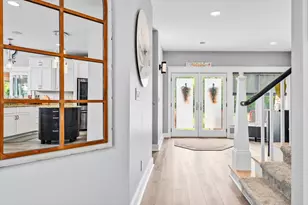 2491 Bay Pointe Dr, Saint Joseph, MI 49085 - Photo 7